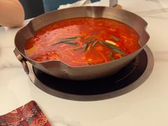 -毛辣果·贵州红酸汤牛肉火锅(西单店)
