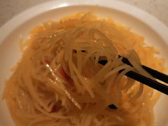 -江渔儿酸菜鱼(映月湖环宇城店)