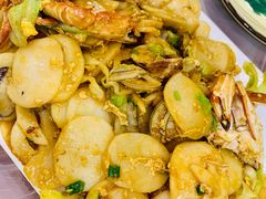 海鲜炒年糕-金海湾海鲜排档(朱家尖店)