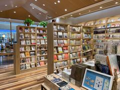 -猫的天空之城概念书店(印象城购物中心店)