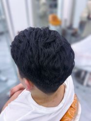 -豪斯塔美发连锁