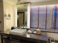 -广州中心皇冠假日酒店