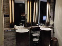 -深圳隐秀山居酒店