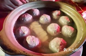 Oil-Poached Beef Meatballs
