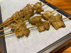 脆皮五花肉-在老街·淮安大排档·甜麻干煸龙虾·烧烤(河下古镇店)