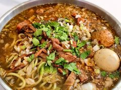 -鹍记特色牛杂面