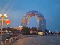 -湖州太湖旅游度假区-月亮广场