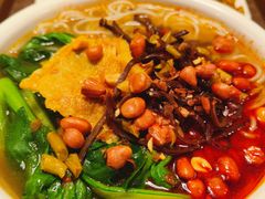 -水平有限螺蛳粉(宏达大厦店)