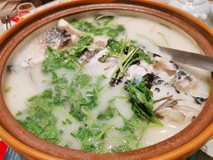 砂锅有机鱼头汤-千岛湖鱼味馆(十字街总店)