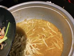 -沪小胖小龙虾(淮海中路旗舰店)