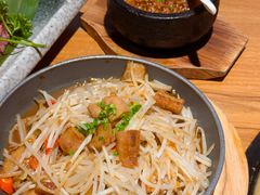 -炼火烤肉店