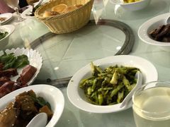 -山明水秀大饭店