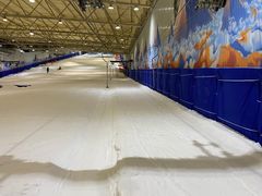 -乔波室内滑雪场