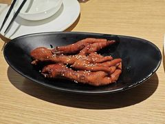 连骨头都不剩的鸡爪-佬肥猫(南翔印象城MEGA店)
