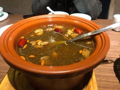 -有红鸡毛店·川菜(建设路店)