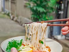 -粉八·云南米线·建水烧烤(常熟路店)