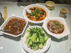 -华光驿站私房菜·黑金冠