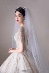 -Lady  Jane高端婚纱礼服馆