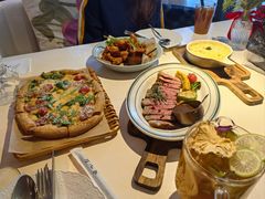-秀儿家の小确幸融合西餐厅(万达店)