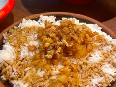 -老闵田螺馆·南昌市井菜·特色小吃(总店)