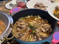 -香山湖家家宴(中山陵店)