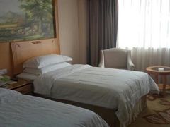 -维也纳智好酒店(深圳罗湖口岸国贸火车站店)