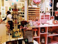 -恋物百货商店(华侨城店)