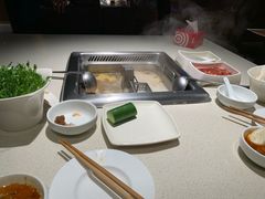 -海底捞火锅鲜切牛肉主题店(长寿路店)