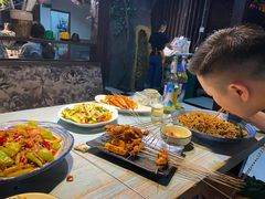 -六福烧烤酒馆(秦隆步行街店)