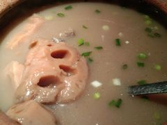 -小凤庭·地道湖北菜武昌鱼·藕汤(38年黄鹤楼店)