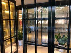 -杭州西湖湖滨银泰亚朵酒店