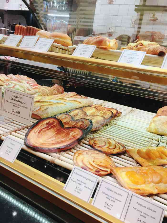 paul bakery-"这家paul烘培咖啡连锁店,是我比较喜欢.