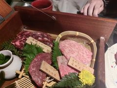 -山川小町·极番烧肉(新地假日广场店)