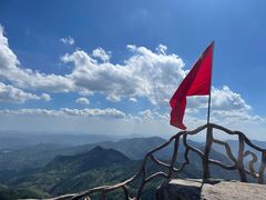 -罗田薄刀峰风景区