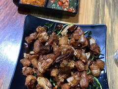 -乔岩保应烧烤店