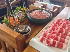 -巴渝瓦肆重庆鲜火锅(宝龙环湖店)