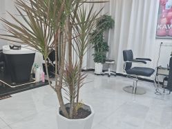 -V7 HAIR SALON