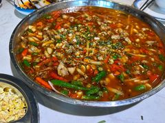 -关二兔江湖菜馆(峰景里店)