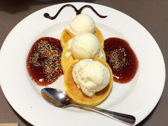 -Pancakes on the rocks(Darling Harbour)