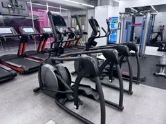 -乐刻运动健身·铁馆(红唐购物中心店)