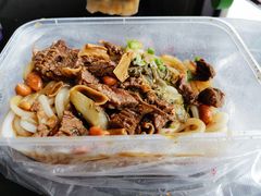 牛腩腌抱罗粉-阿阳牛腩腌面店