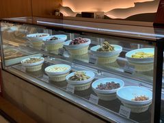 面包甜点陈列柜-三凤酒家·百年无锡菜(清扬茂业店)