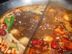 -湊湊火锅·茶憩(杭州湖滨银泰in77店)