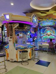 -meland·儿童乐园·游戏厅娃娃机·电玩Xbox(成都合生汇店)