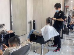点击看大图 -TOP HAIR SALON