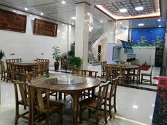 大堂-原龙海鲜大排档(美食地标店)