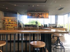 大堂-星巴克臻选(湖滨道店)