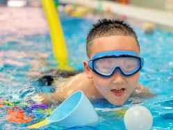 -趣游baby swim婴童游泳·盐氧护(旭辉u天地店)