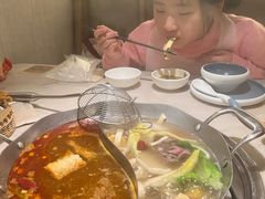 -左庭右院鲜牛肉火锅(浦江欢乐颂店)