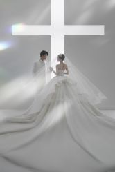 -雪中彩影婚纱摄影·微光艺术中心